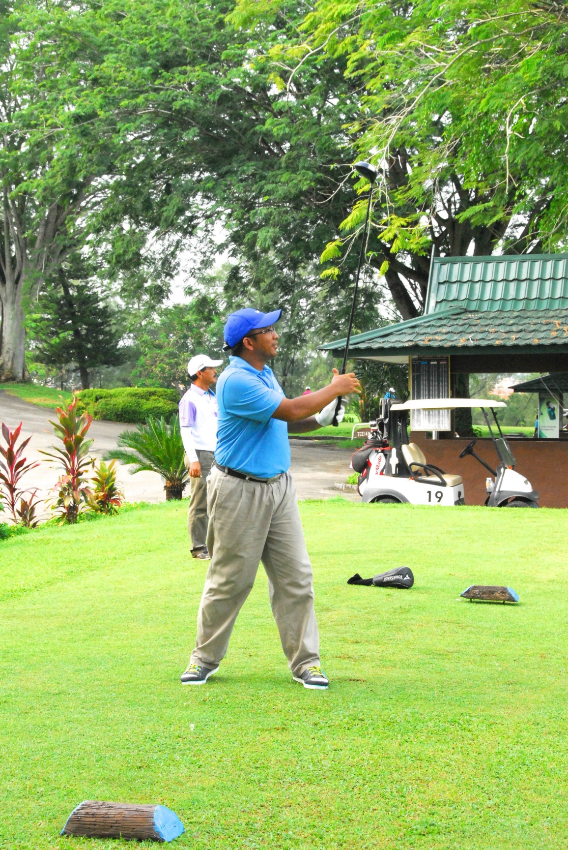 PRO15 157 GOLF DSC 0306.JPG